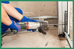 Quality Garage Door Service Rancho Cucamonga, CA 909-686-0874 - installation-sid-gr-22m